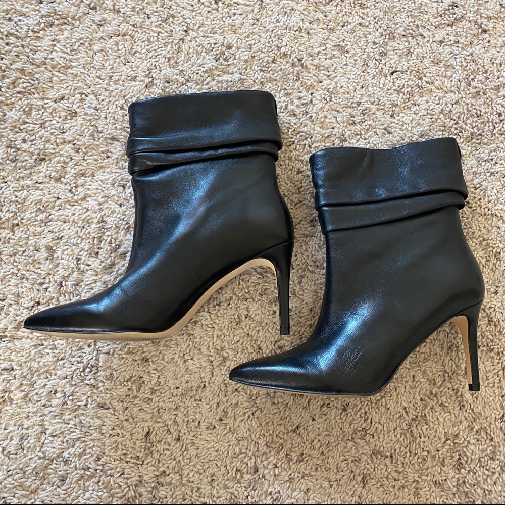 GUESS boots